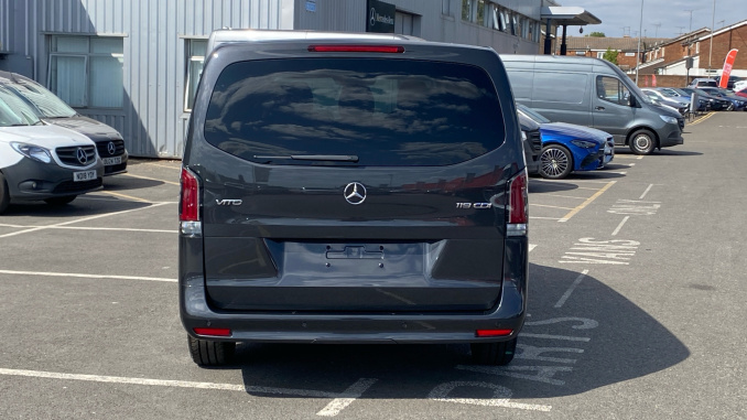 Mercedes-Benz Vito L2 Diesel Rwd 119CDI Select Crew Van 9G-Tronic - Image 10